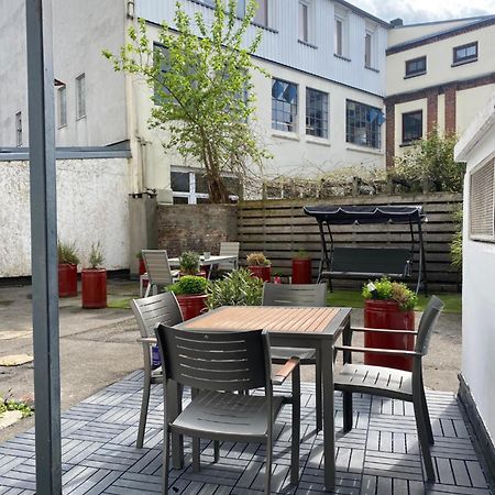 Urban Stay Hamburg - Apartments Mitten Im Herzen Von Ottensen Екстериор снимка